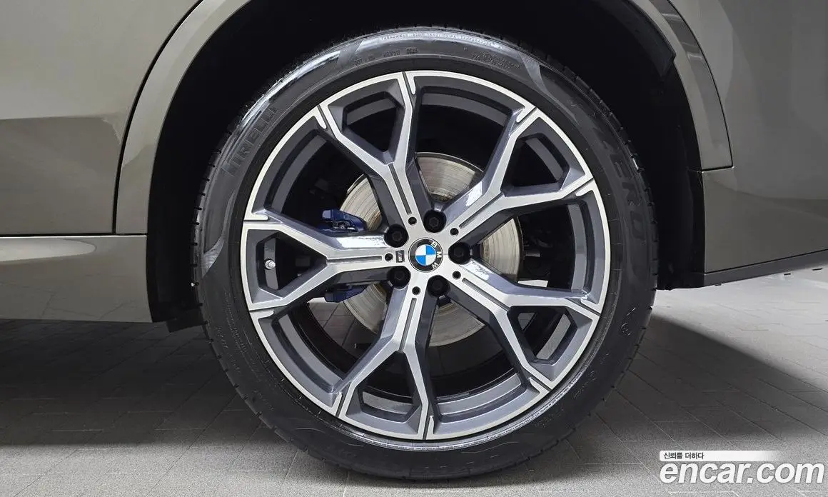 BMW X5 2025 3.0 автомат (гидро), фото 7