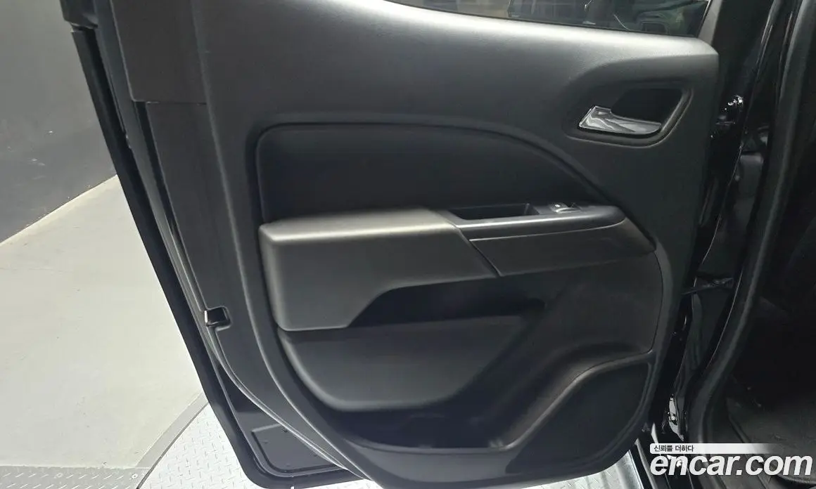 Chevrolet Colorado 2021 3.6 автомат (гидро), фото 15