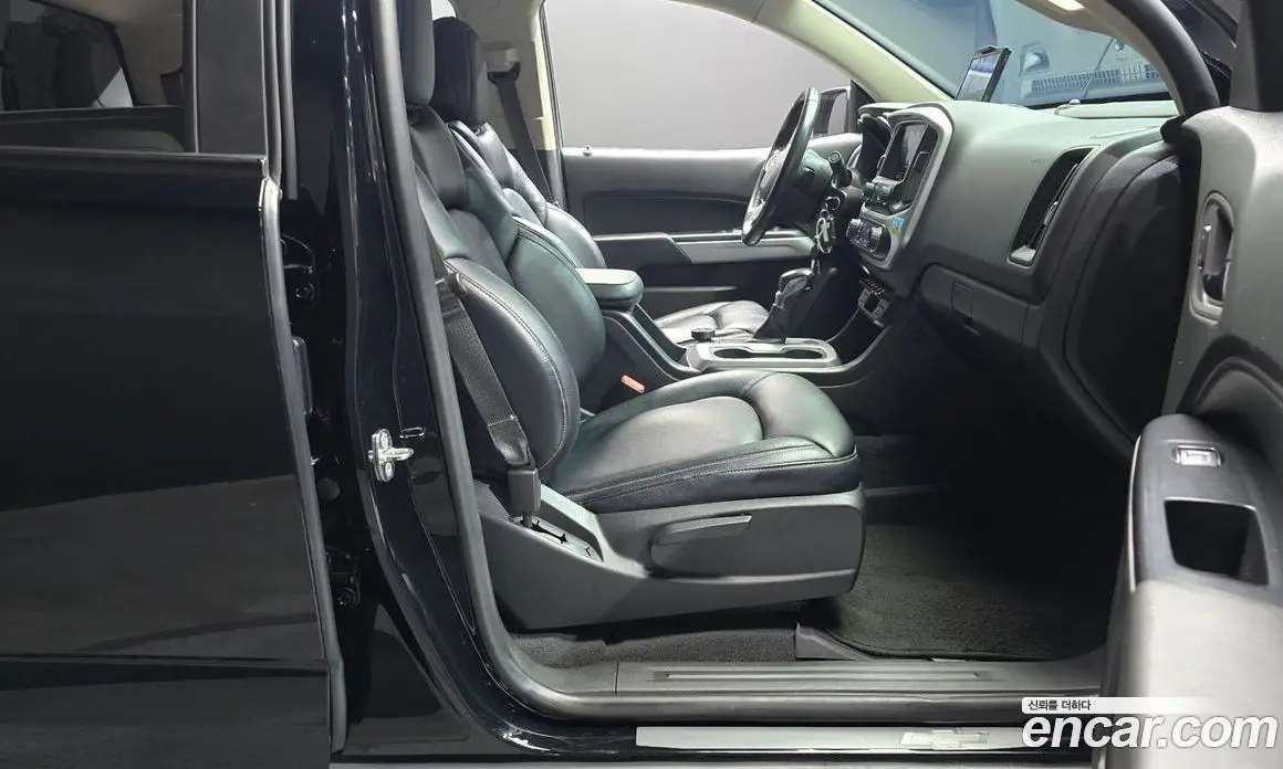 Chevrolet Colorado 2021 3.6 автомат (гидро), фото 16