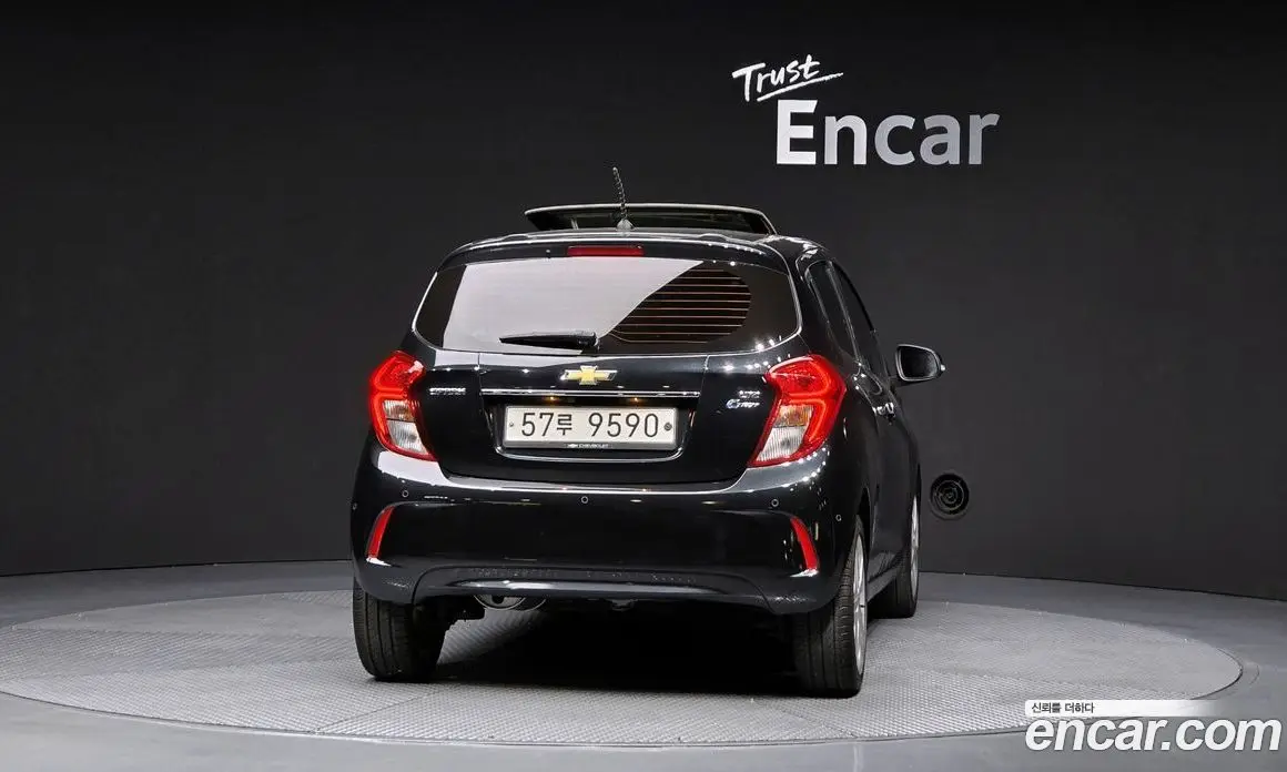 Chevrolet Spark 2015 1.0 автомат (гидро), фото 4