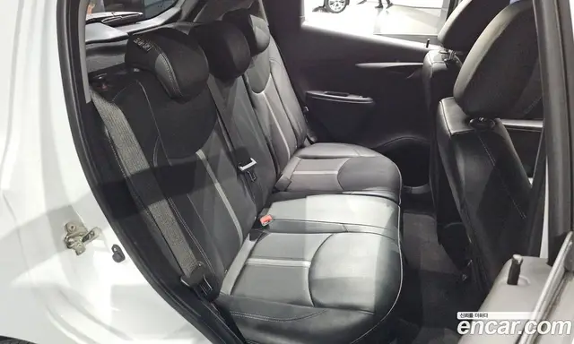 Chevrolet Spark 2018 1.0 автомат (гидро), миниатюра 11