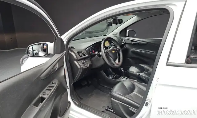 Chevrolet Spark 2018 1.0 автомат (гидро), миниатюра 10