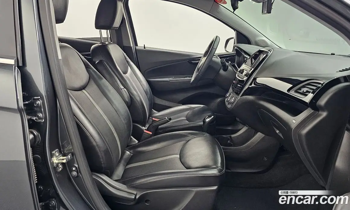 Chevrolet Spark 2018 1.0 автомат (гидро), фото 17