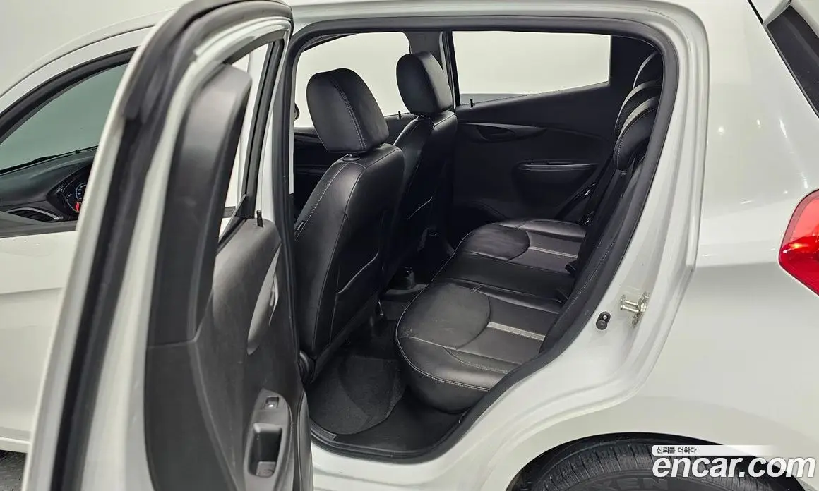 Chevrolet Spark 2018 1.0 автомат (гидро), фото 12