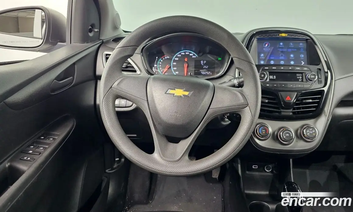 Chevrolet Spark 2018 1.0 автомат (гидро), фото 13