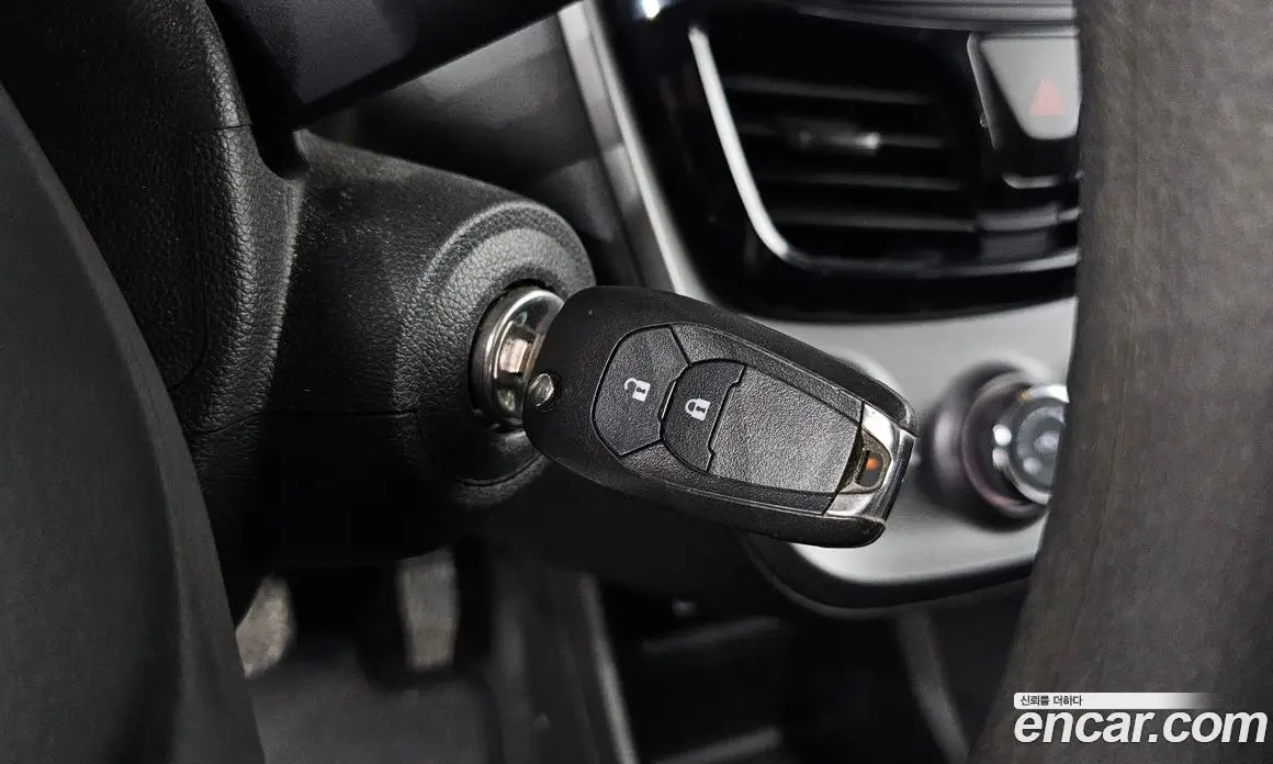 Chevrolet Spark 2018 1.0 автомат (гидро), фото 17