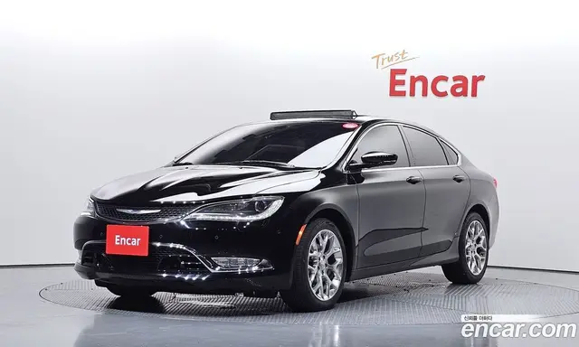 Chrysler 200, 2015, 81 679 км Chrysler 200, 2015, 81 679 км