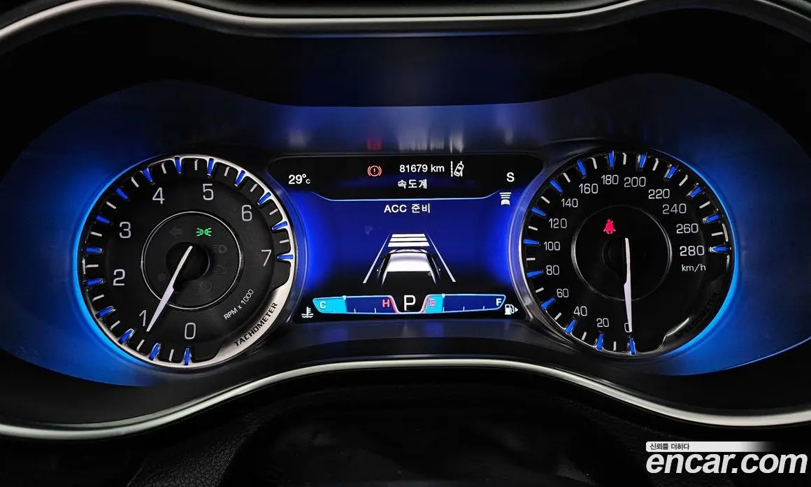 Chrysler 200 2015 2.4 автомат (гидро), фото 8 Chrysler 200 2015 2.4 автомат (гидро), фото 8