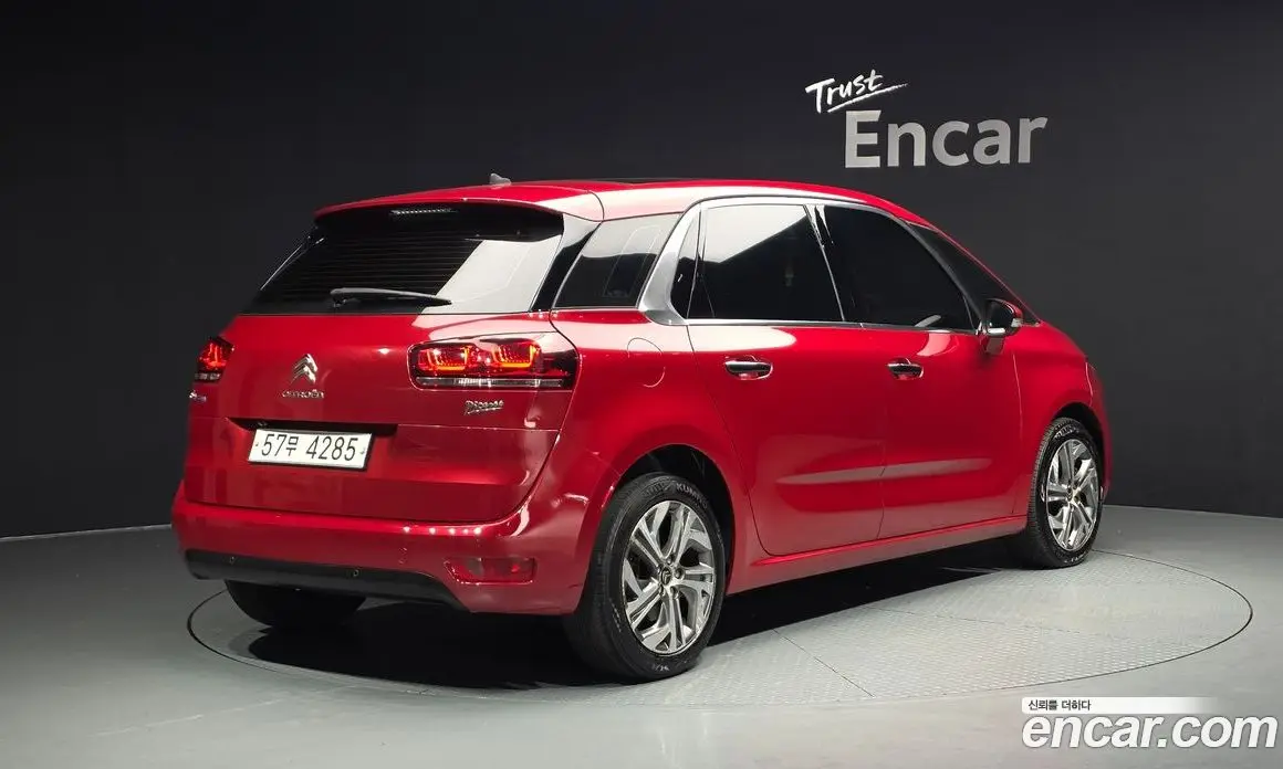 Citroen C4 Picasso 2015 2.0 автомат (гидро), фото 2 Citroen C4 Picasso 2015 2.0 автомат (гидро), фото 2