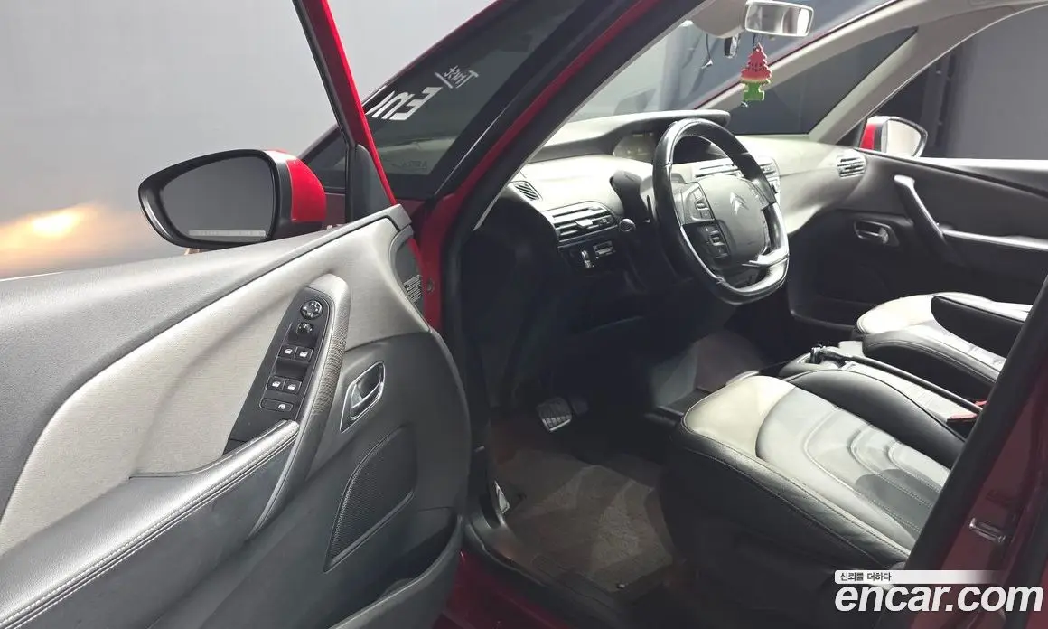 Citroen C4 Picasso 2015 2.0 автомат (гидро), фото 10 Citroen C4 Picasso 2015 2.0 автомат (гидро), фото 10