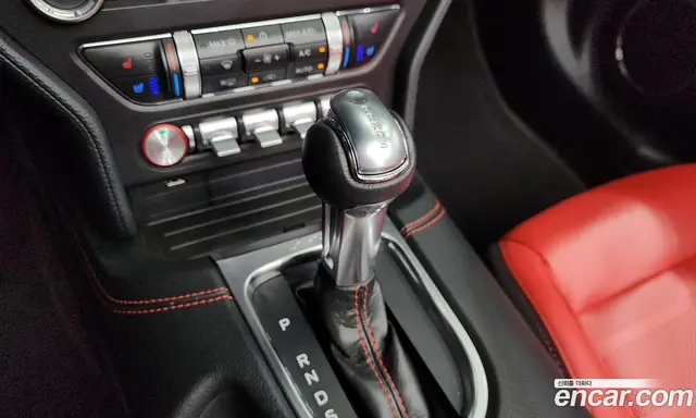 Ford Mustang 2022 2.3 автомат (гидро), миниатюра 12