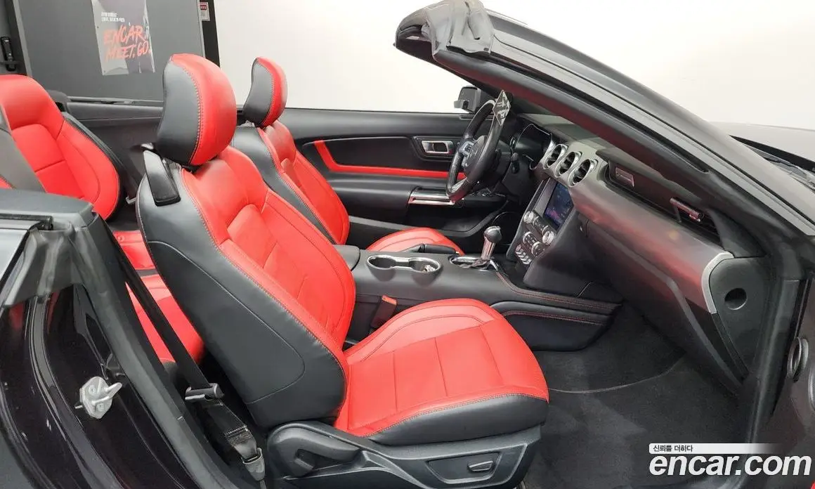 Ford Mustang 2022 2.3 автомат (гидро), фото 16