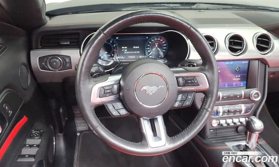 Ford Mustang 2022 2.3 автомат (гидро), фото 19