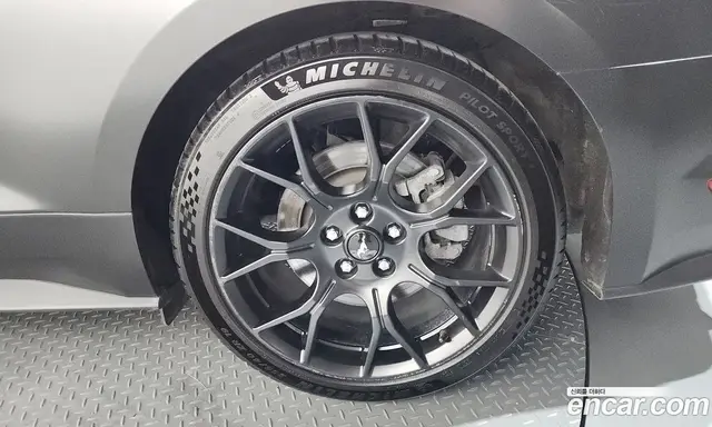 Ford Mustang 2022 2.3 автомат (гидро), миниатюра 7