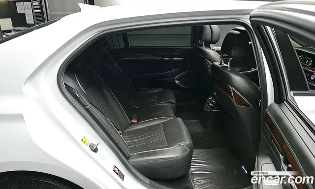 Genesis EQ900 2017 3.3 автомат (гидро), миниатюра 11