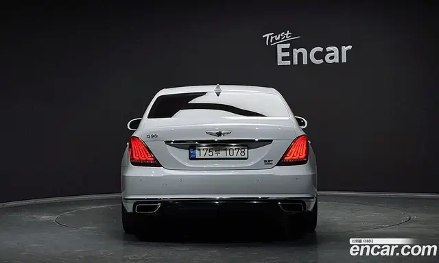 Genesis EQ900 2017 3.3 автомат (гидро), миниатюра 4