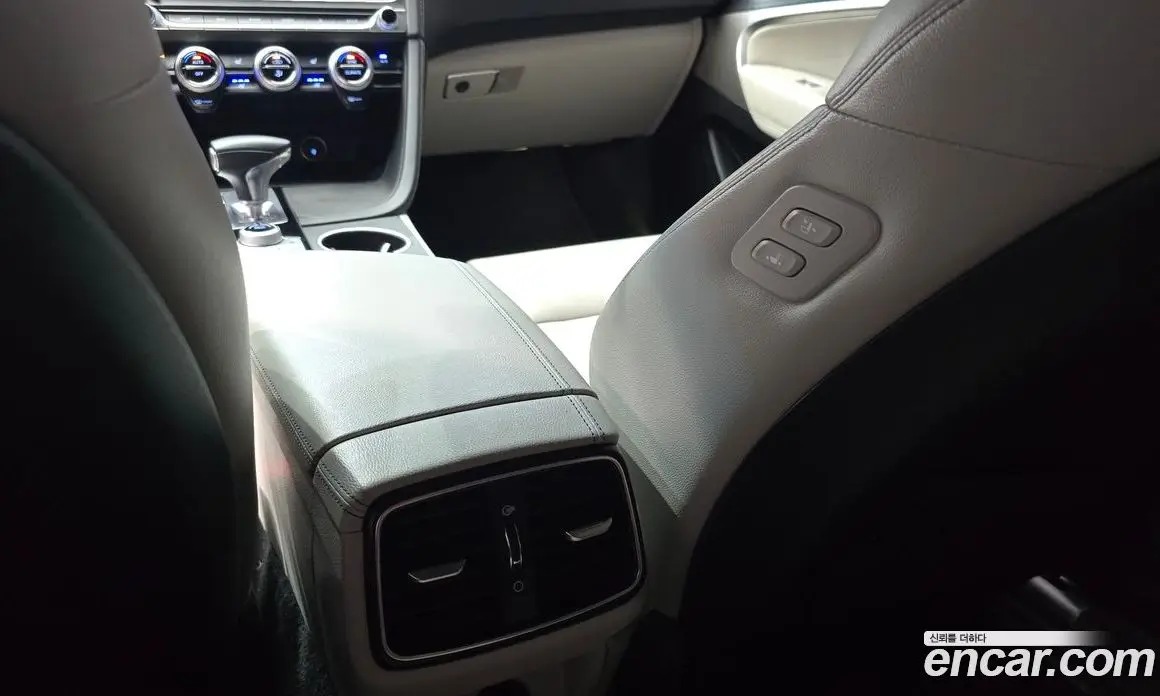 Genesis G70 2021 2.0 автомат (гидро), фото 18