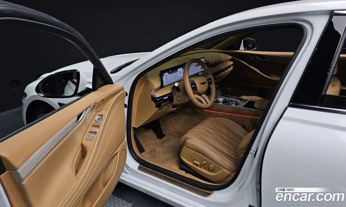 Genesis G80 2025 2.5 автомат (гидро), фото 13
