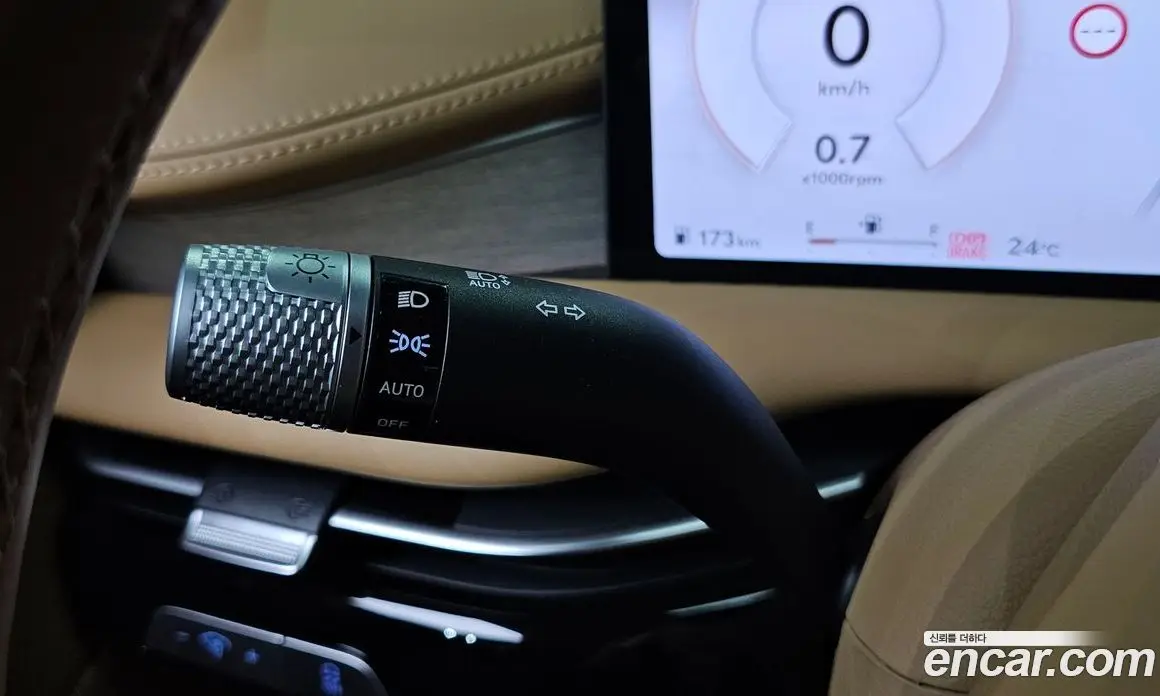 Genesis G80 2025 2.5 автомат (гидро), фото 31