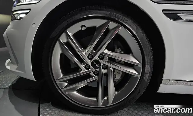 Genesis G80 2025 2.5 автомат (гидро), миниатюра 5