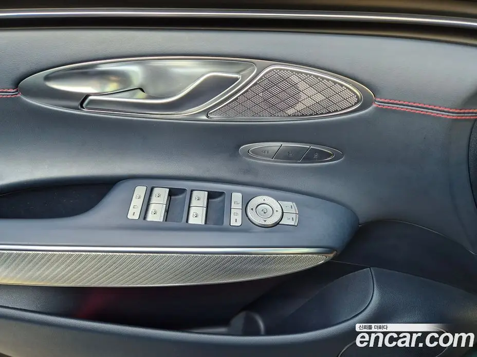 Genesis GV70 2021 2.5 автомат (гидро), фото 12