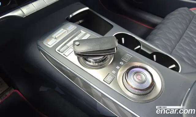 Genesis GV70 2022 2.5 автомат (гидро), миниатюра 9