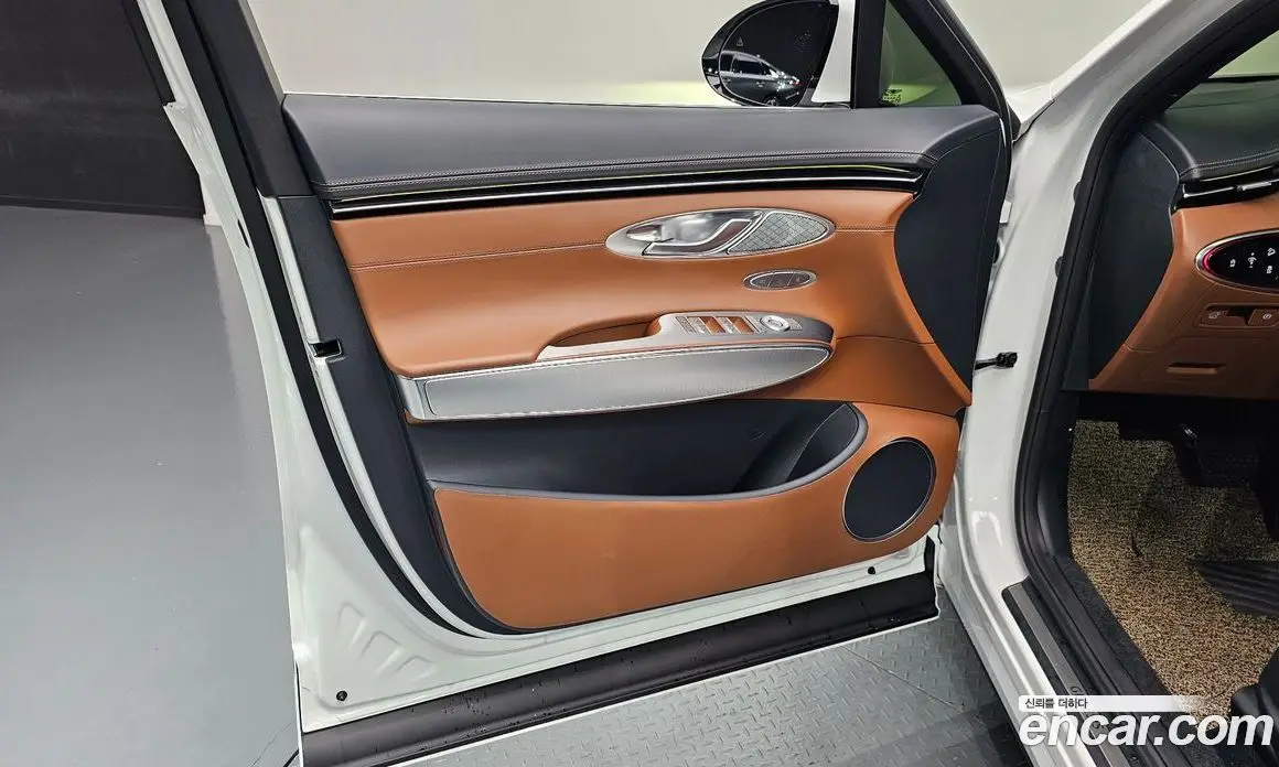 Genesis GV70 2022 2.5 автомат (гидро), фото 14