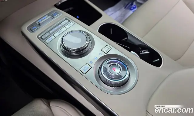 Genesis GV70 2022 2.5 автомат (гидро), миниатюра 12