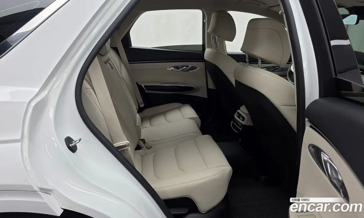 Genesis GV70 2022 2.5 автомат (гидро), фото 18