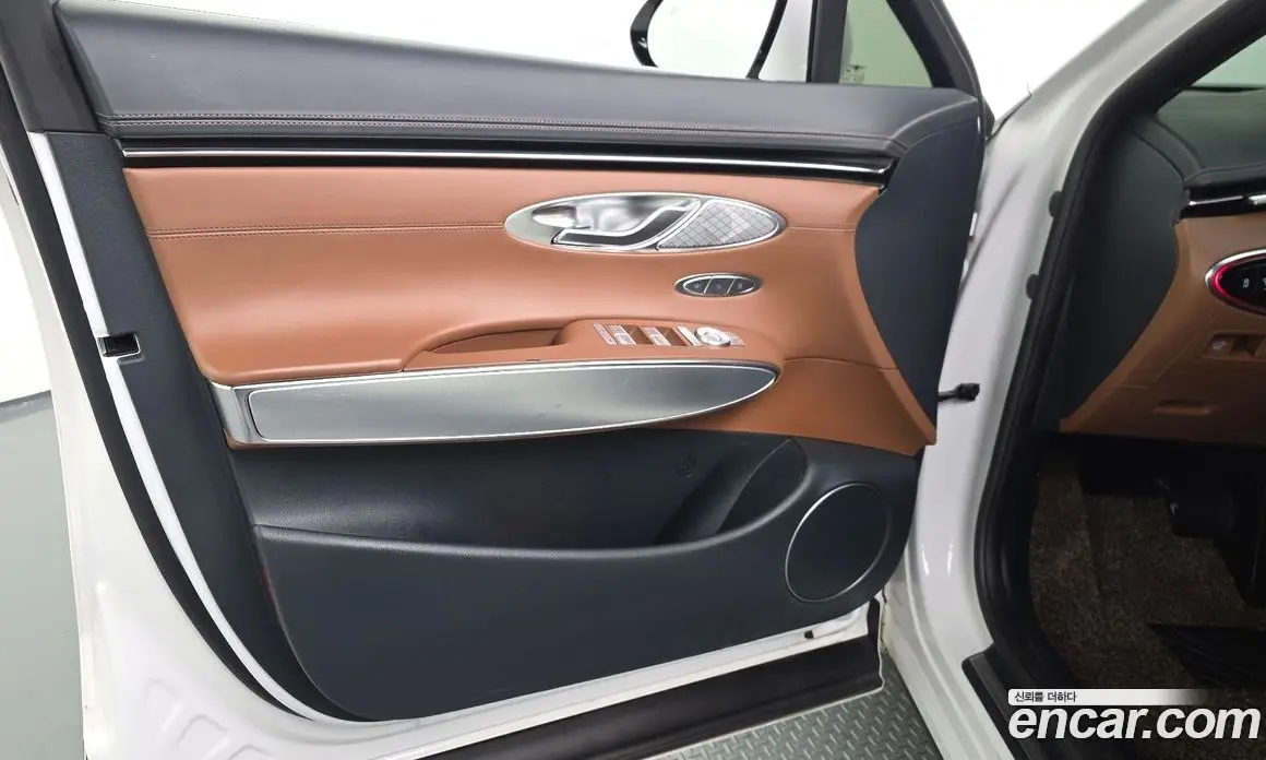 Genesis GV70 2022 2.5 автомат (гидро), фото 14