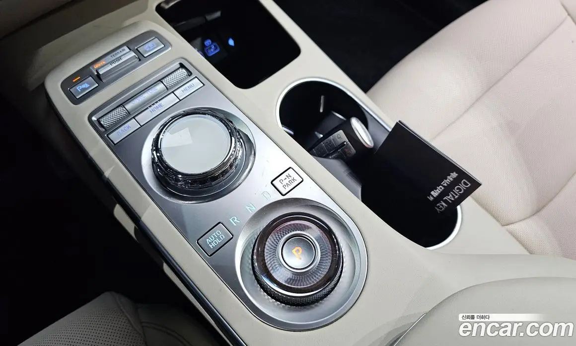 Genesis GV70 2023 2.5 автомат (гидро), фото 12