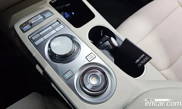 Genesis GV70 2023 2.5 автомат (гидро), миниатюра 12