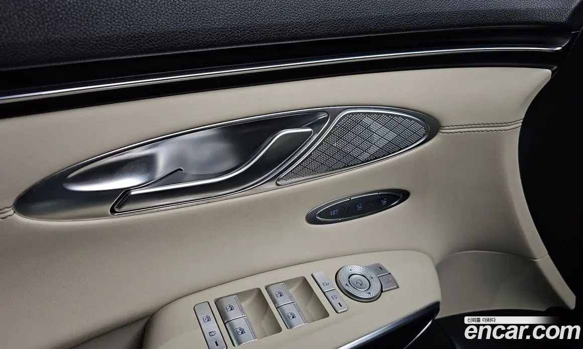 Genesis GV70 2023 2.5 автомат (гидро), фото 31