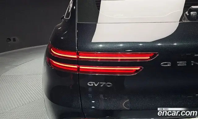 Genesis GV70 2023 2.5 автомат (гидро), миниатюра 9