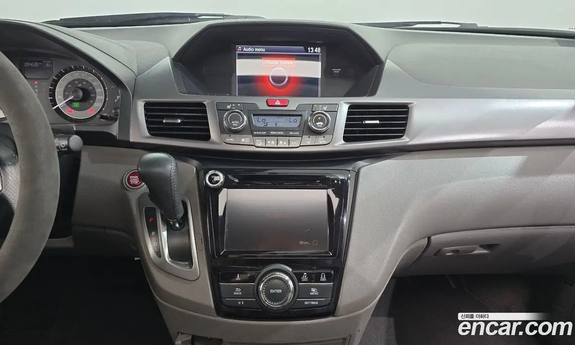 Honda Odyssey 2014 3.5 автомат (гидро), фото 12
