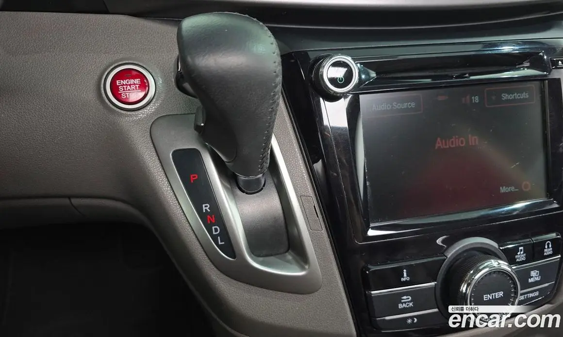 Honda Odyssey 2014 3.5 автомат (гидро), фото 9