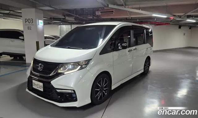 Honda Stepwgn, 2016, 35 000 км