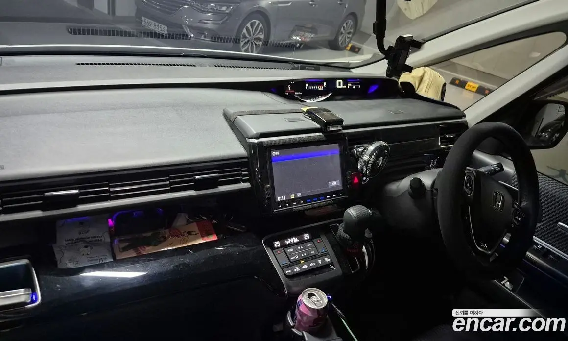 Honda Stepwgn 2016 1.5 автомат (гидро), фото 12