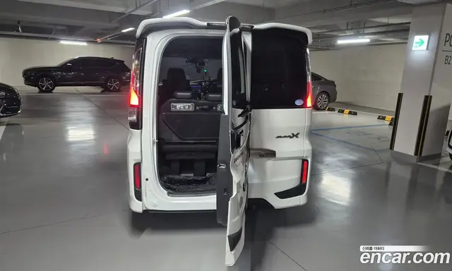 Honda Stepwgn 2016 1.5 автомат (гидро), миниатюра 5