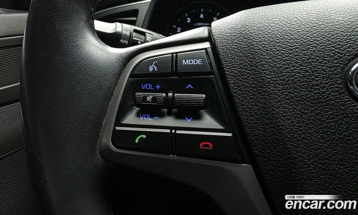 Hyundai Avante 2016 1.6 автомат (гидро), фото 13