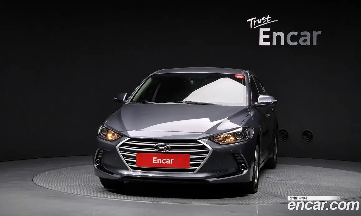 Hyundai Avante 2016 1.6 автомат (гидро), фото 3