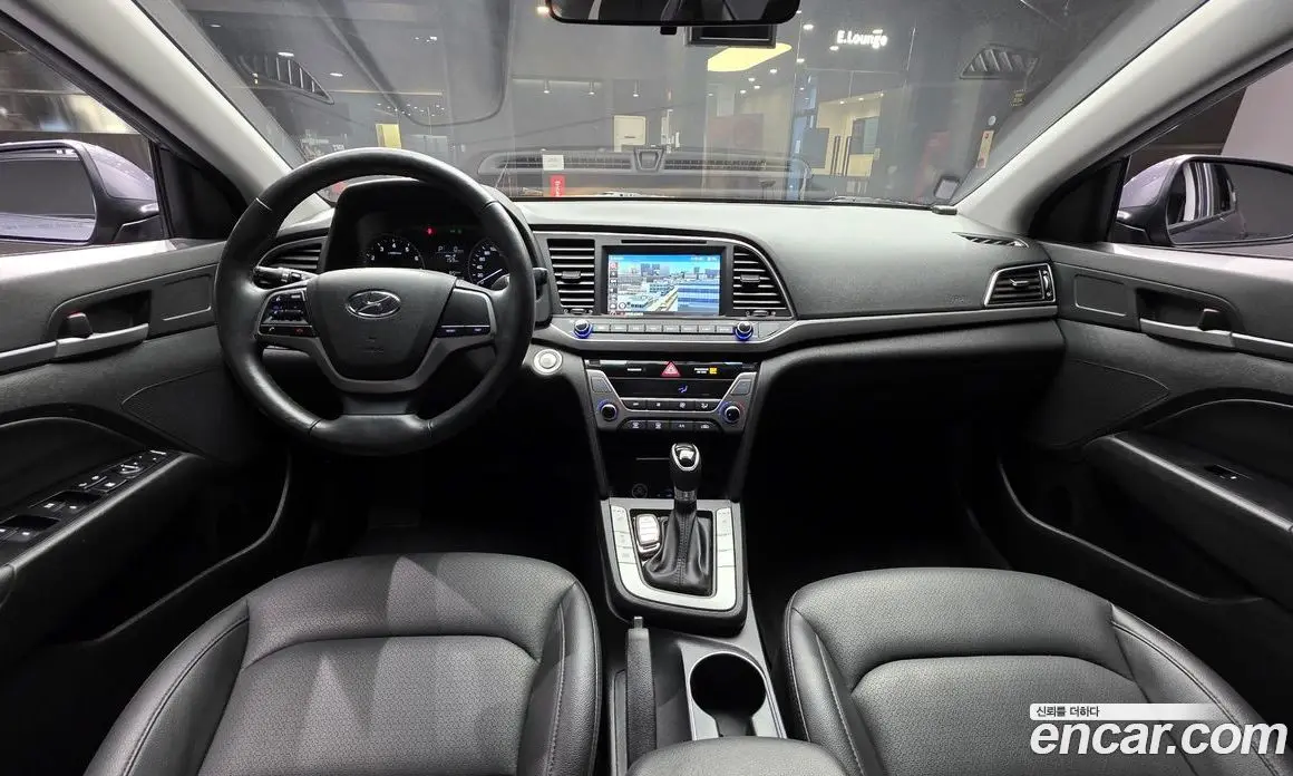 Hyundai Avante 2016 1.6 автомат (гидро), фото 7