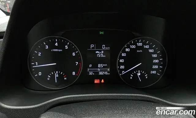 Hyundai Avante 2016 1.6 автомат (гидро), миниатюра 8