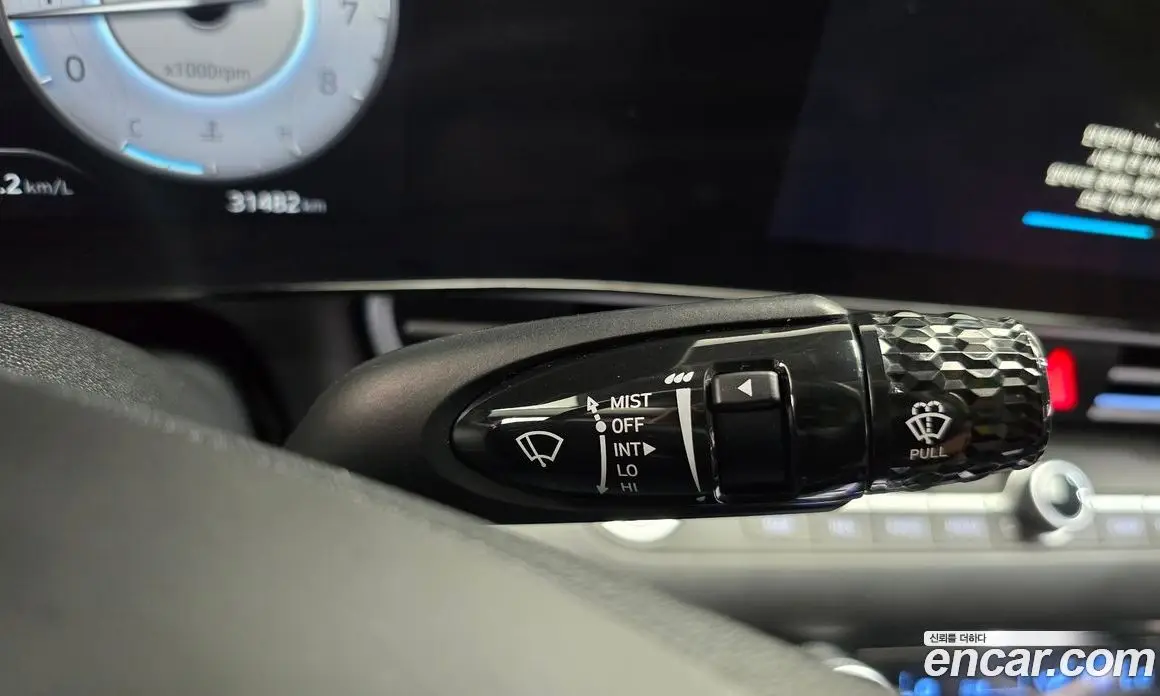 Hyundai Avante 2023 1.6 автомат (гидро), фото 20