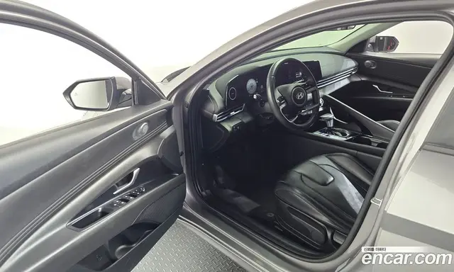 Hyundai Avante 2023 1.6 автомат (гидро), миниатюра 10