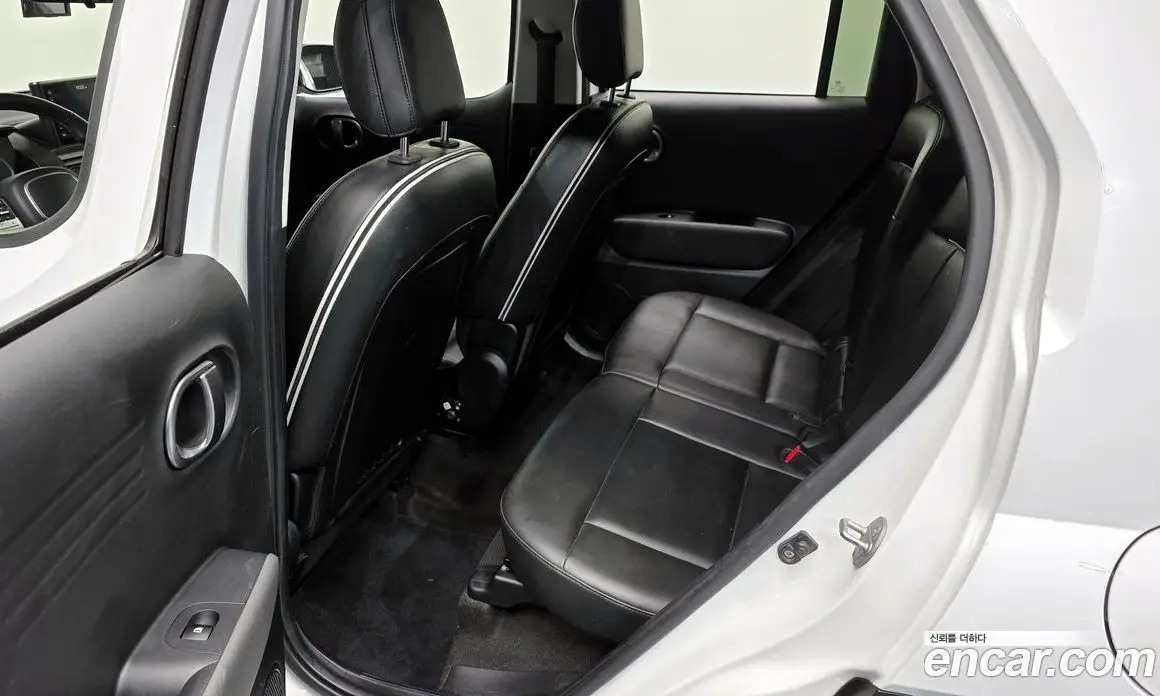 Hyundai Casper 2022 1.0 автомат (гидро), фото 13