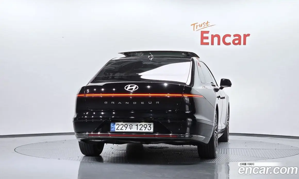 Hyundai Grandeur 2023 3.5 автомат (гидро), фото 4