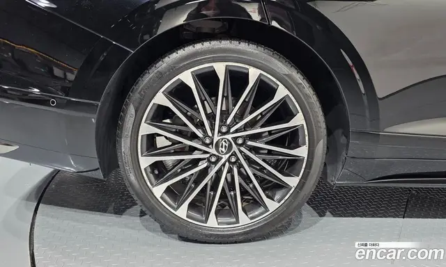 Hyundai Grandeur 2023 3.5 автомат (гидро), миниатюра 5