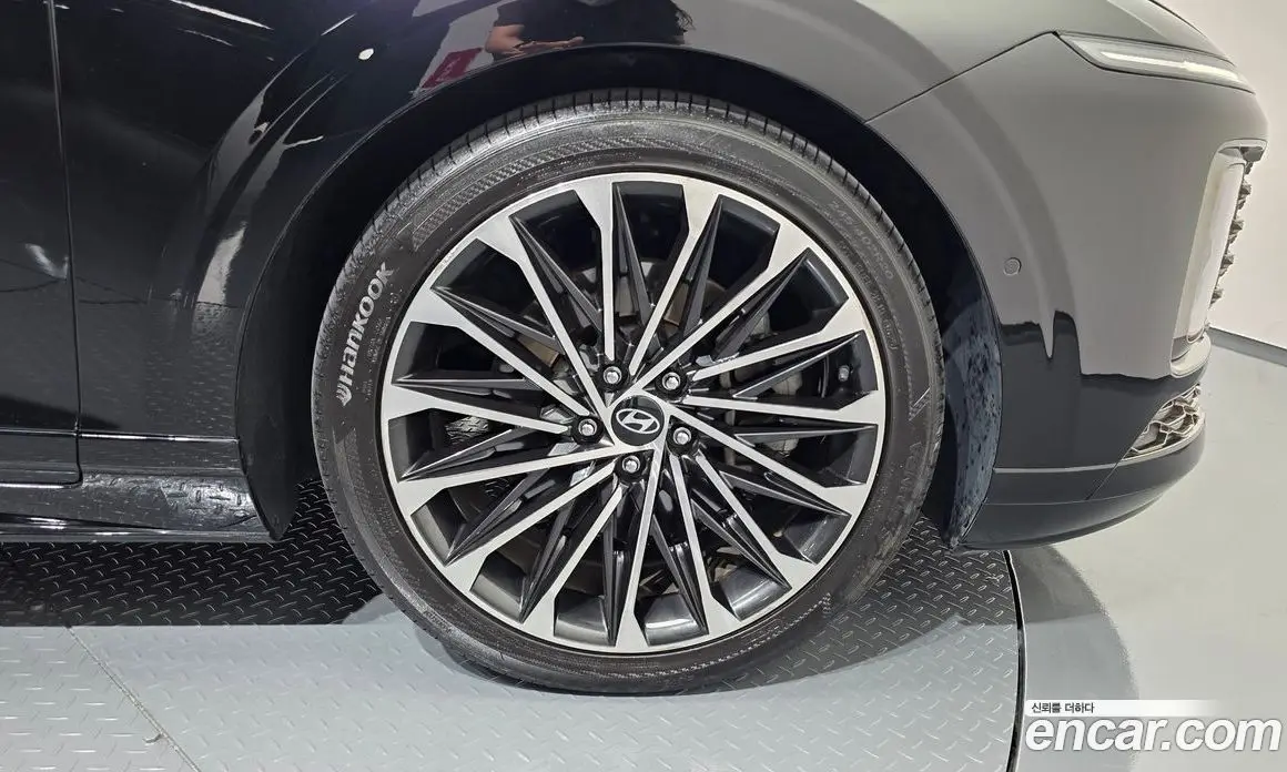 Hyundai Grandeur 2023 3.5 автомат (гидро), фото 7