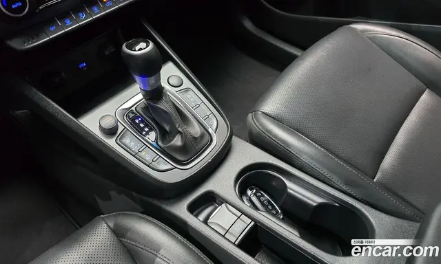 Hyundai Kona 2021 1.6 автомат (гидро), миниатюра 12